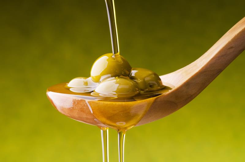 Olive oil consumption may lower dementia-related mortality