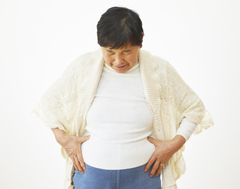 In people with obesity but without diabetes, starting semaglutide treatment appears to be influenced by sociodemographic, hea