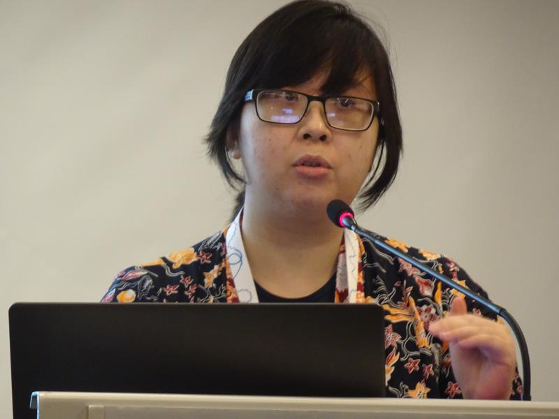 Dr Kristin Purnama Dewi presenting the findings of their study at APSR 2023.