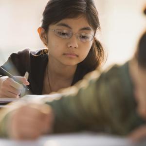 Atropine eye drops may lower incidence of myopia in kids