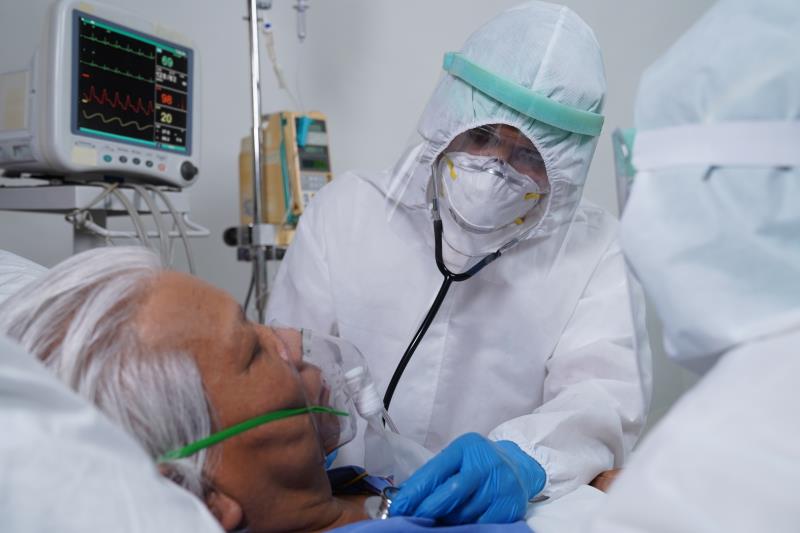 Imatinib may reduce mortality in hospitalized COVID-19 patients