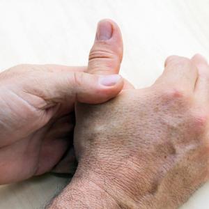 Worse joint pain in psoriasis patients with PsA boosts analgesic use