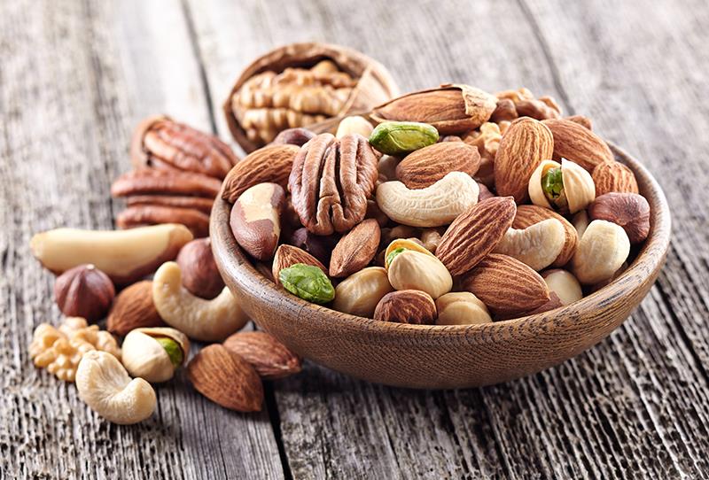 Mixed nuts improve brain insulin action in overweight/obese older adults