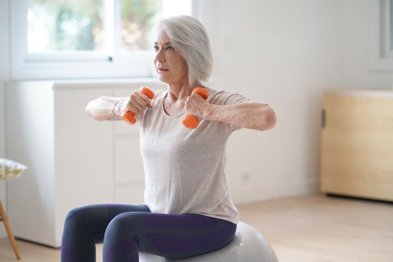 Hormone therapy may boost physical performance in postmenopausal women