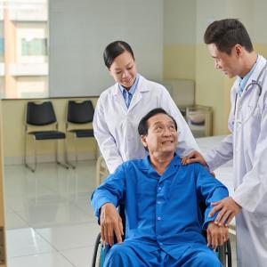 Better methods needed for predicting poor chemotherapy outcomes in elderly cancer patients
