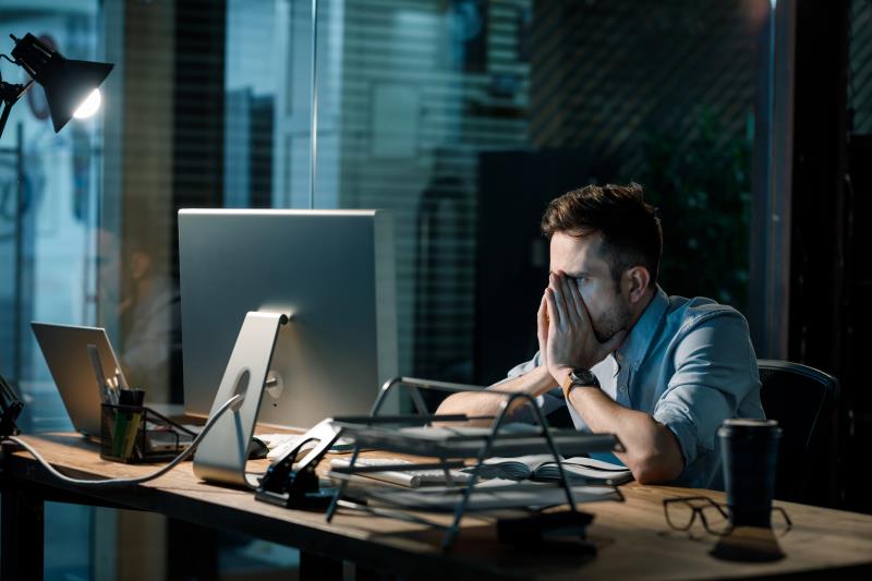 Working long hours may up risk of second heart attack